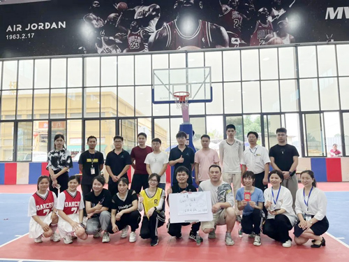 快乐运动，，高效事情——万利国际十五周年庆趣味运动会